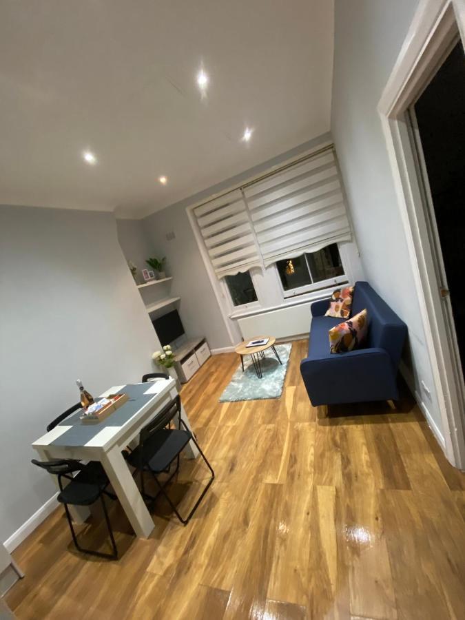 런던 Stunning 2 Bed Flat In Ladbroke Grove 아파트 외부 사진